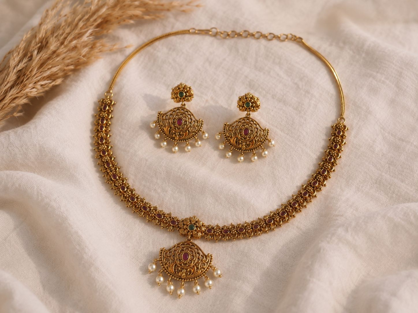Ruby Emerald Antique Floral Haram
