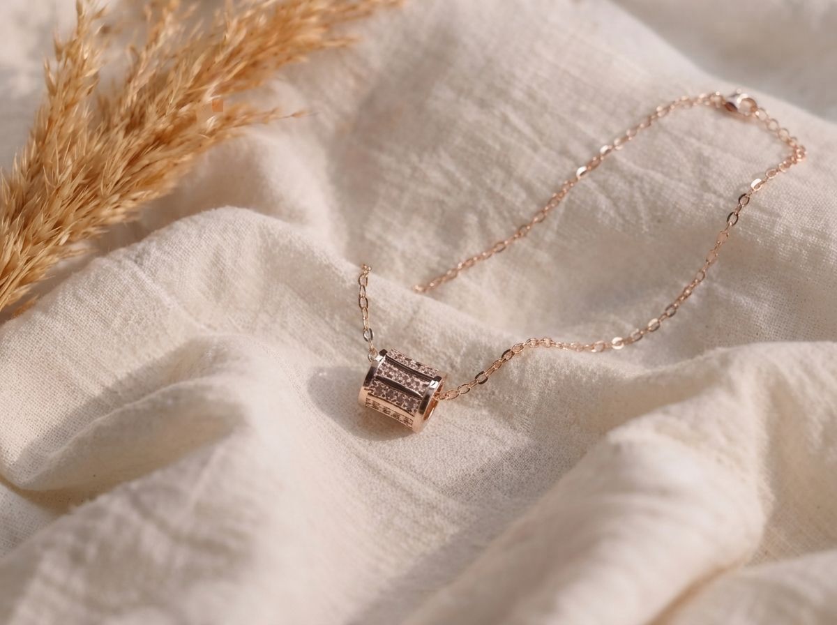 Rose Gold Stone-Set Cylinder Pendant Chain